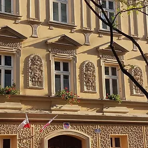 Homely Apartment's Old Town Апартаменты
